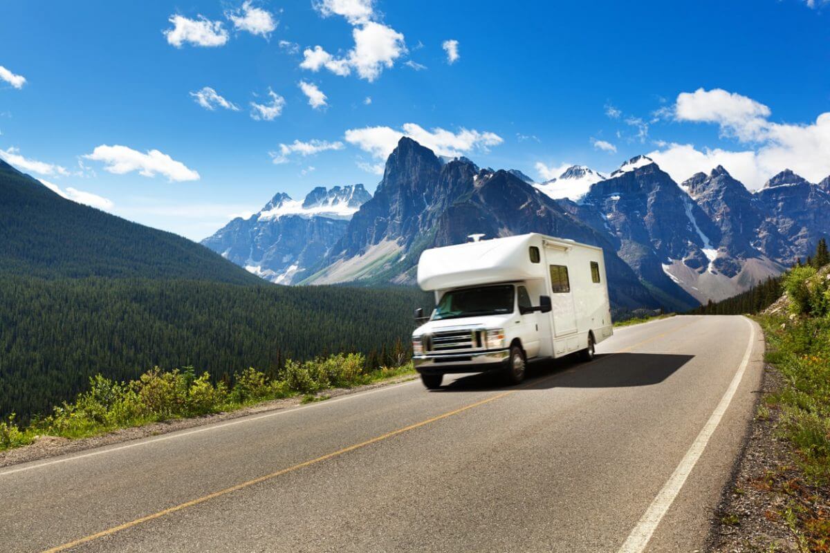 Why Renting an RV Is Better than Buying New | Infolific